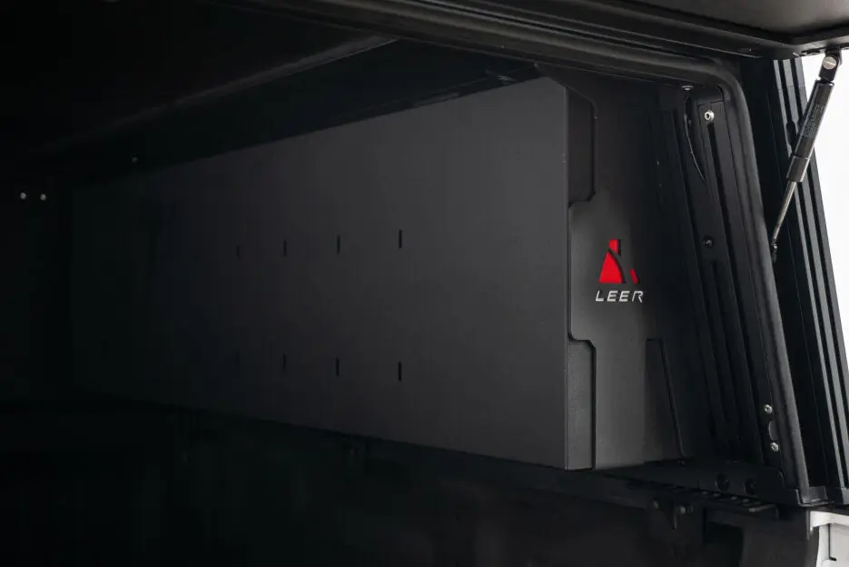 images_ePIM_original_Leer-NexCap-side-locker-27_w935_h635_q80_t1773769979.webp